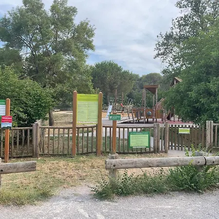 Les Allees Du Parc Vaugrenier Loubet * Villeneuve-Loubet
